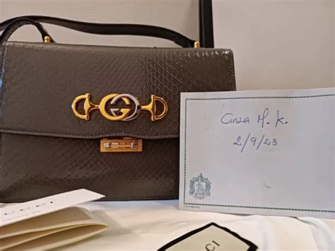 Borsa Gucci Zumi limited Edition Centenario, pelle di pitone grigia .